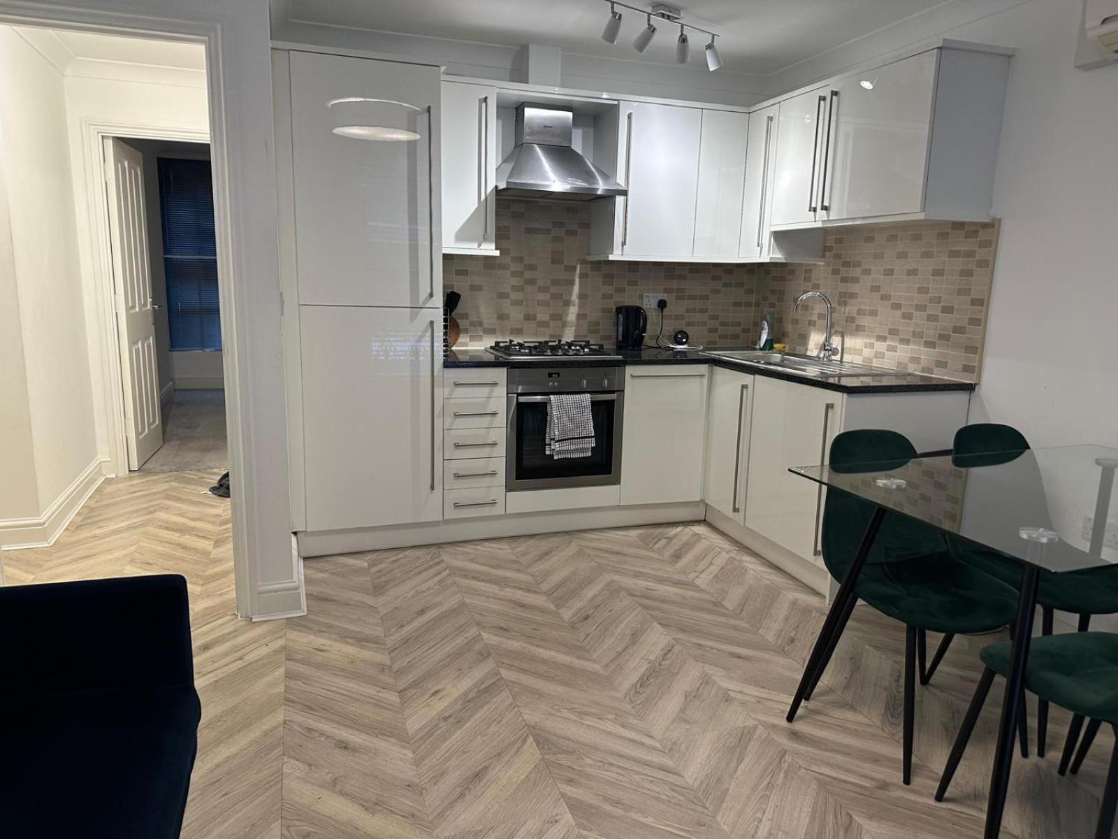 Cosy Modern 2 Bedroom Trafalgar Square Londres
