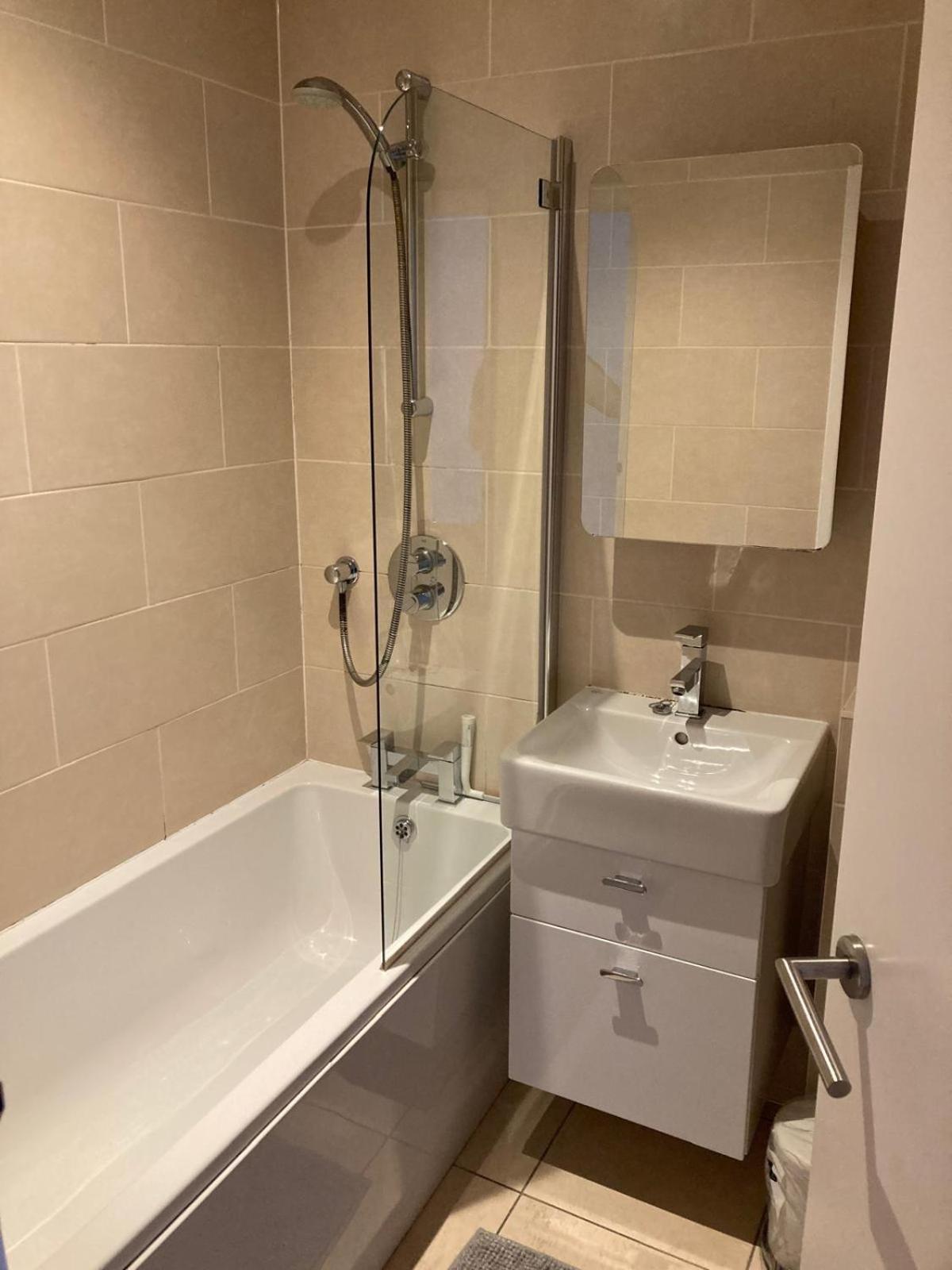 Cosy Modern 2 Bedroom Trafalgar Square Apartamento Londres