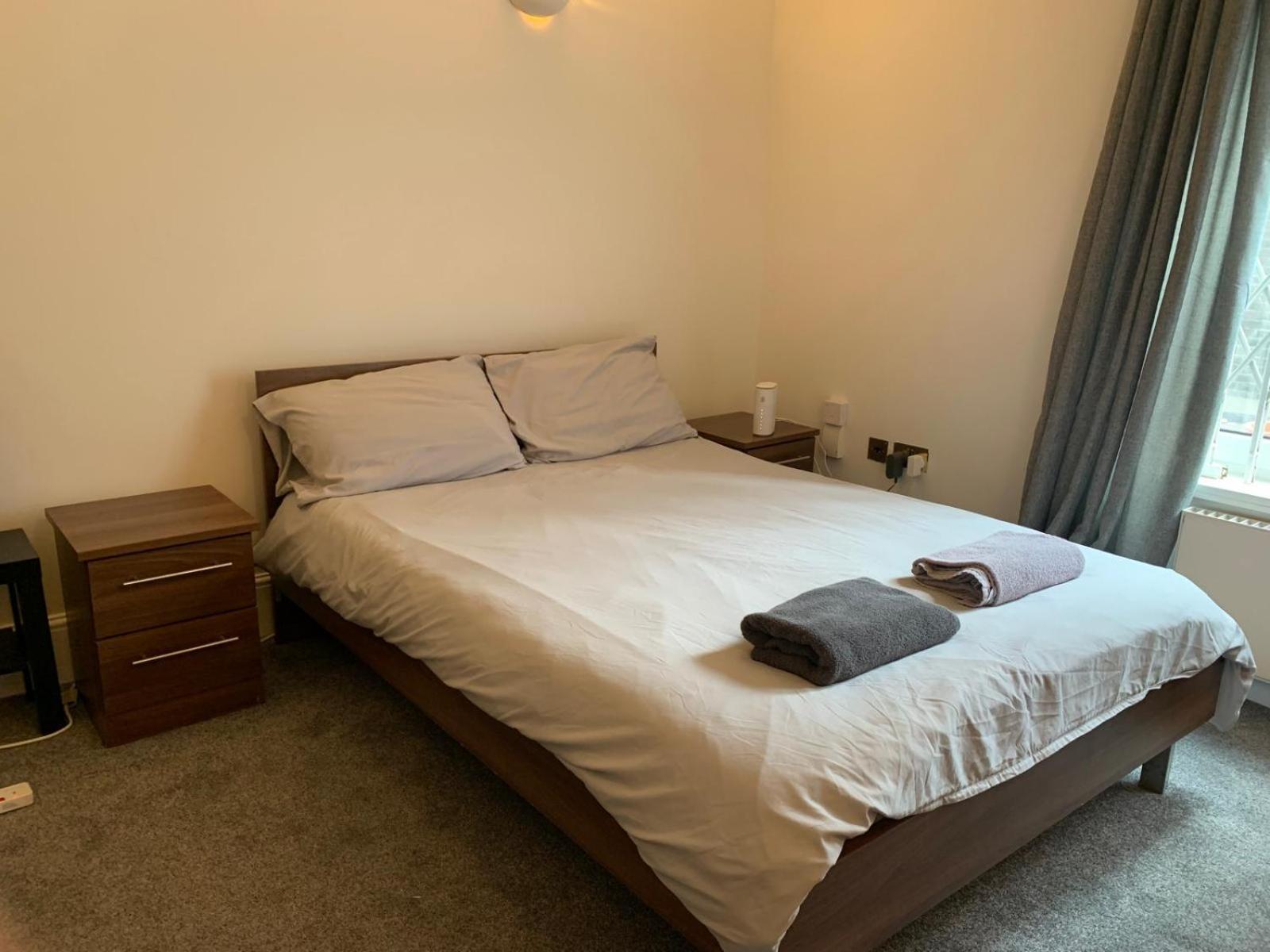 Cosy Modern 2 Bedroom Trafalgar Square Apartamento