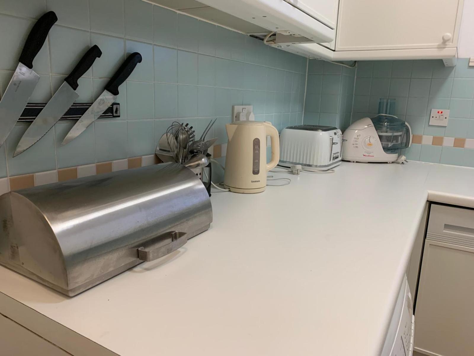 Cosy Modern 2 Bedroom Trafalgar Square Apartamento *